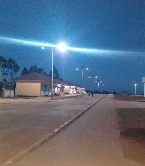 宛城区非洲科特迪瓦太阳能路灯工程